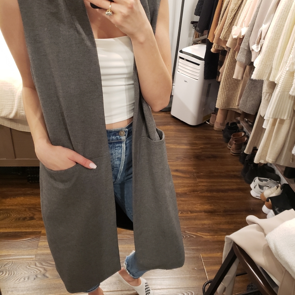 Grey vest - Picture 4 of 9